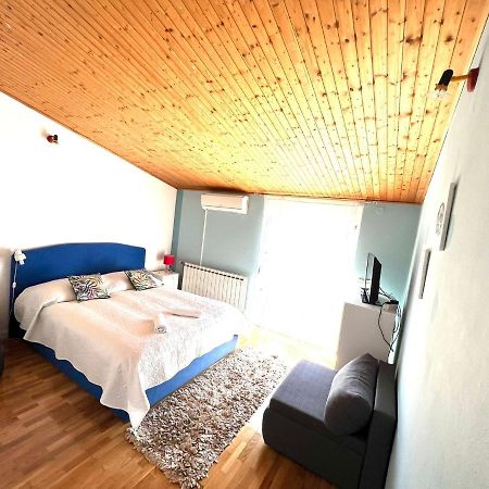 פודסטראנה Apartments Toni מראה חיצוני תמונה