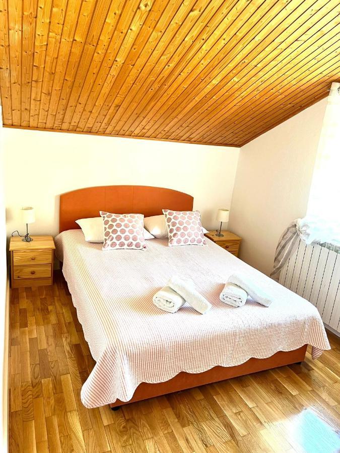 פודסטראנה Apartments Toni מראה חיצוני תמונה
