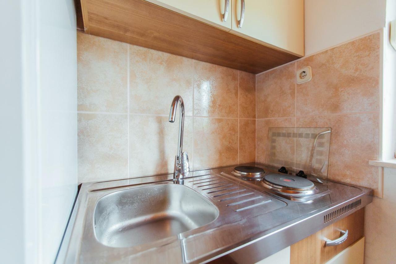 פודסטראנה Apartments Toni מראה חיצוני תמונה